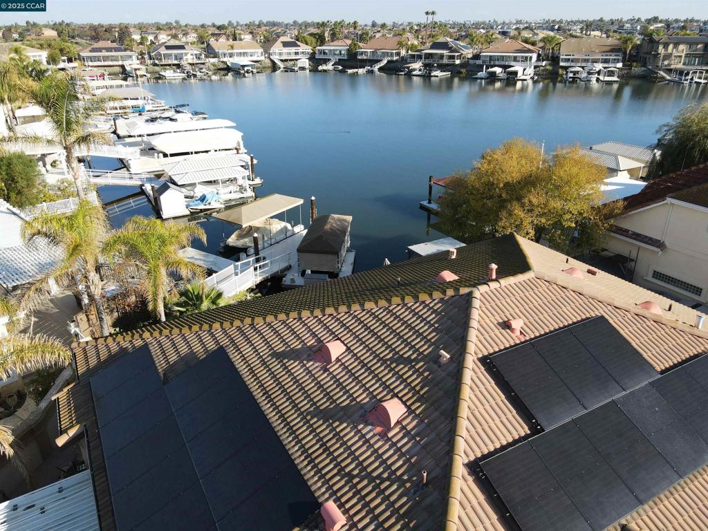 DELTA WATERFRONT ACCESS - Residential