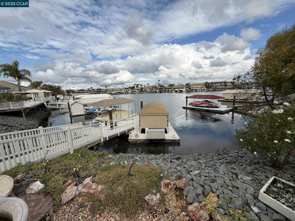 DELTA WATERFRONT ACCESS - Residential