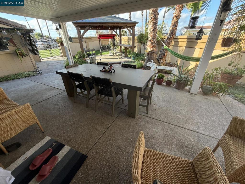 DELTA WATERFRONT ACCESS - Residential