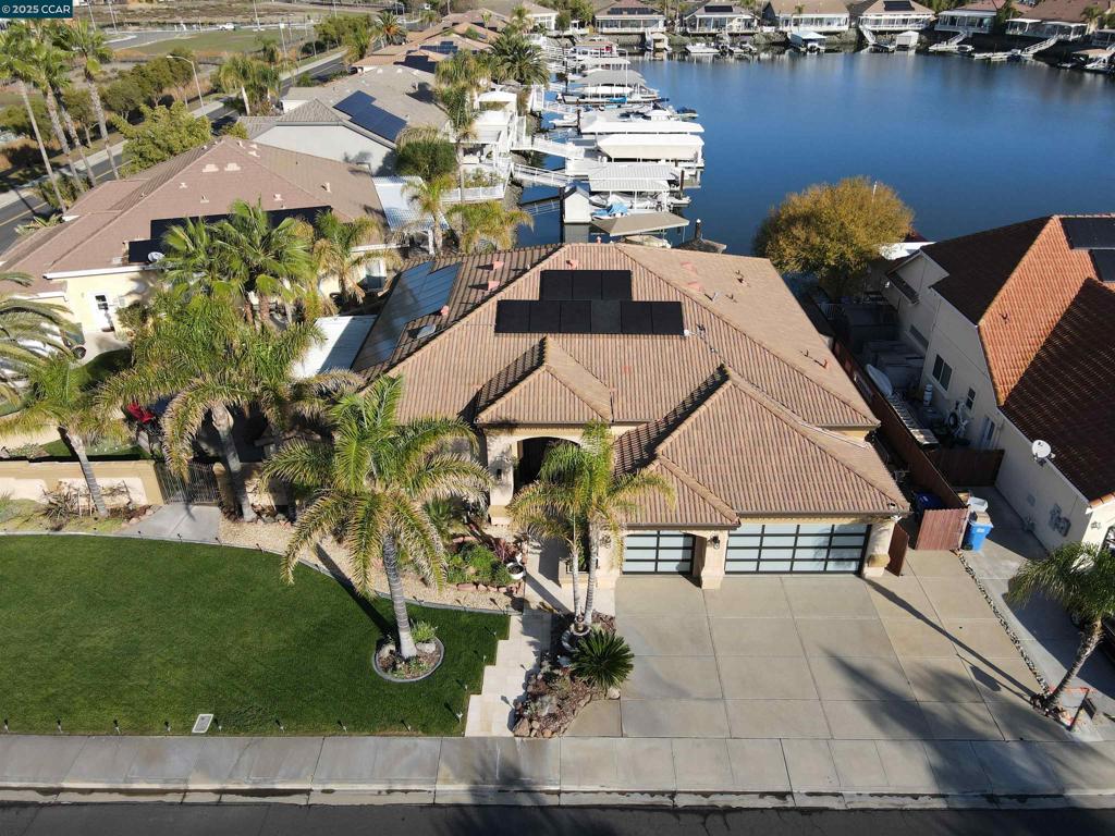 DELTA WATERFRONT ACCESS - Residential