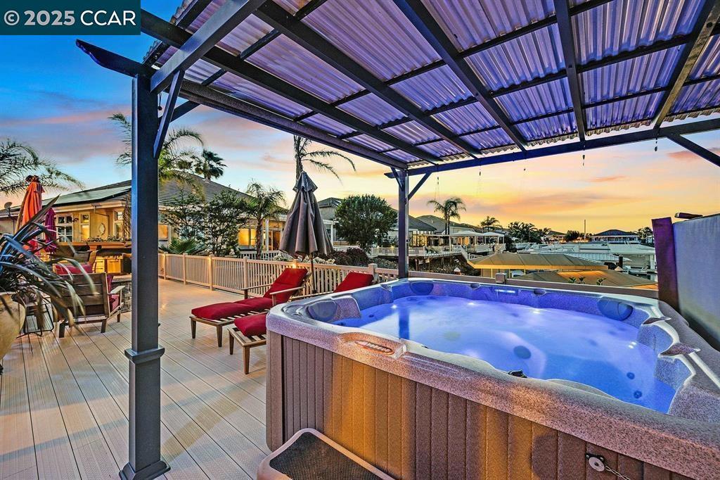 DELTA WATERFRONT ACCESS - Residential