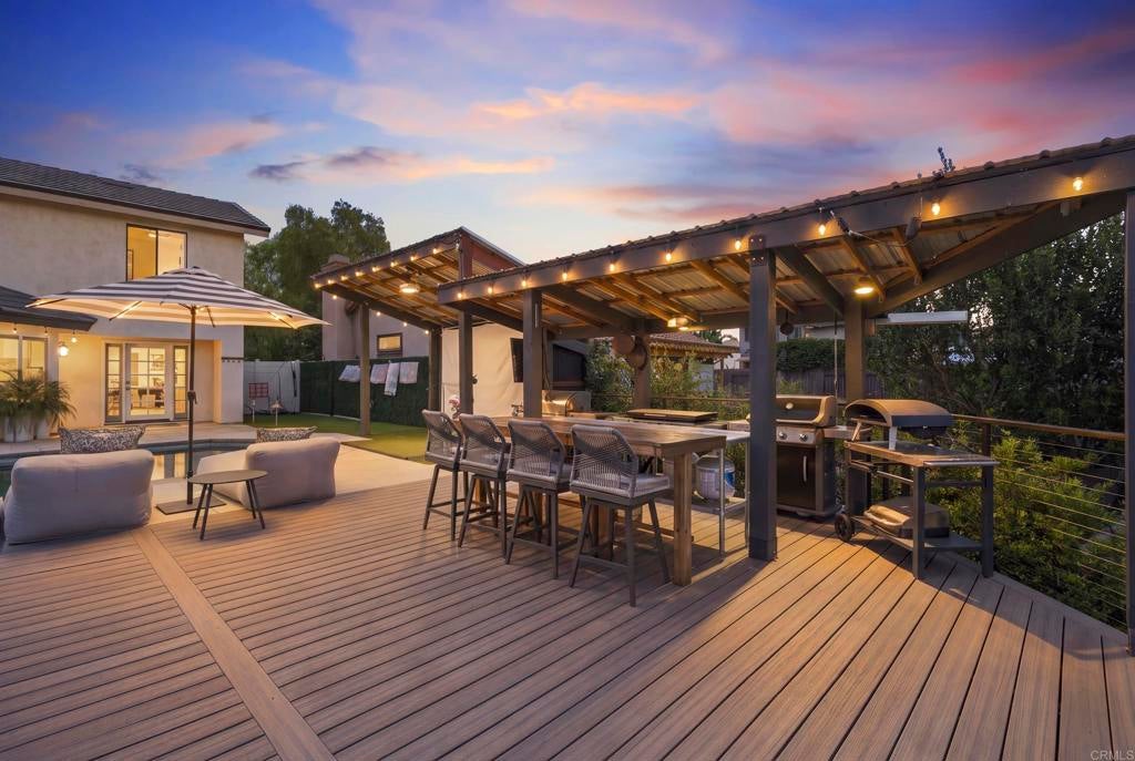 641 Redlands Place