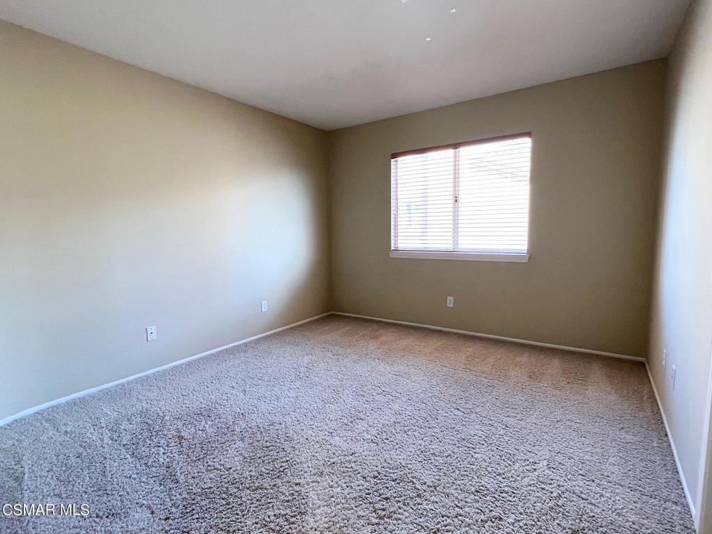 Executive I / Rancho Conejo-390 - 1004342 - Residential Lease