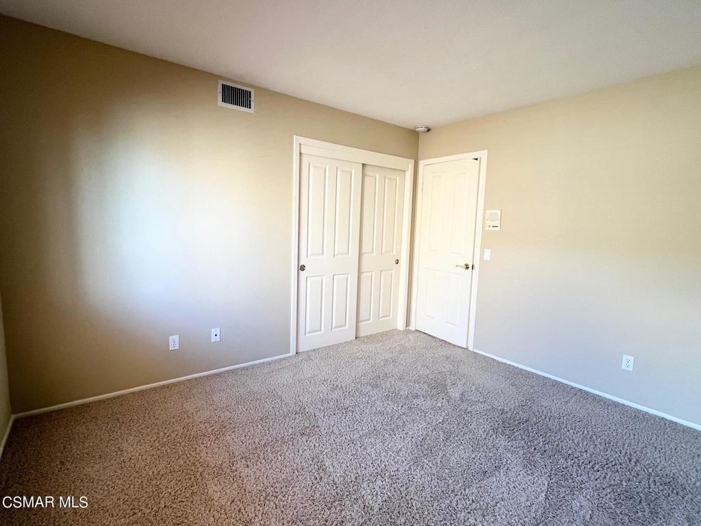 Executive I / Rancho Conejo-390 - 1004342 - Residential Lease