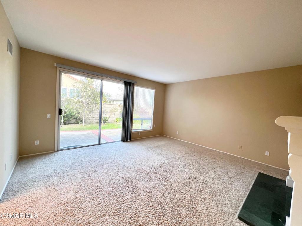 Executive I / Rancho Conejo-390 - 1004342 - Residential Lease