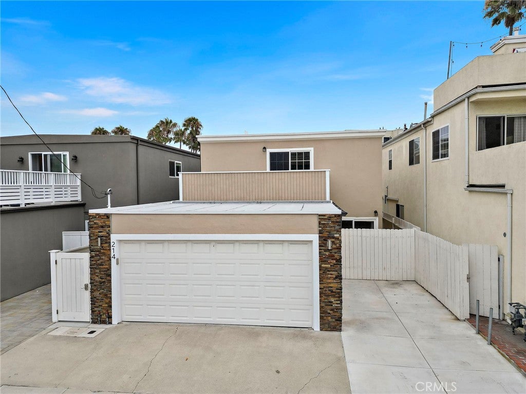 Photo of 214 20th Street #B, Newport Beach, CA 92663 (MLS # LG26195301)