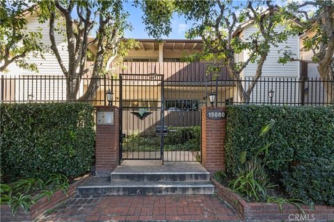 Photo of 15080 Victory #205, Van Nuys, CA 91411 (MLS # SR26010738)