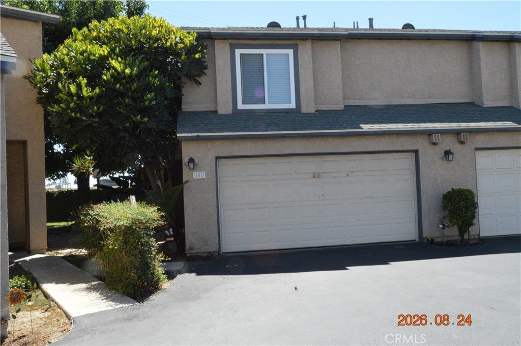 681 N Lark Ellen