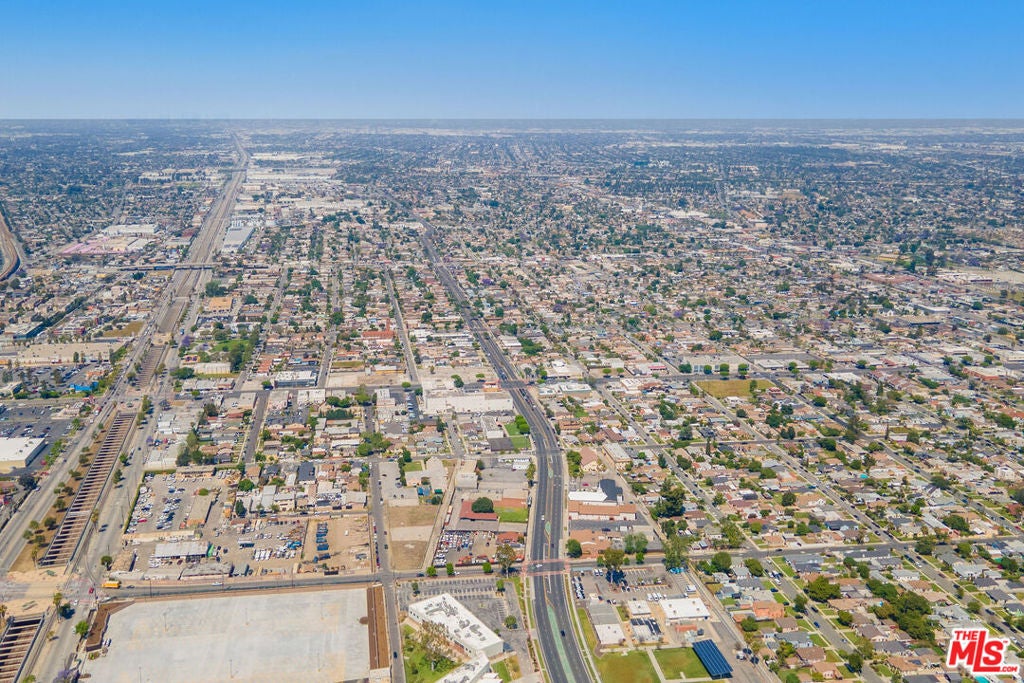 400 S Santa Fe Avenue