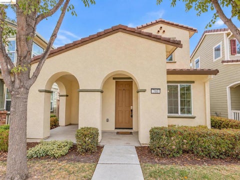 Photo of 703 N Claret Lane LN, Mountain House, CA 95391 (MLS # 41150185)