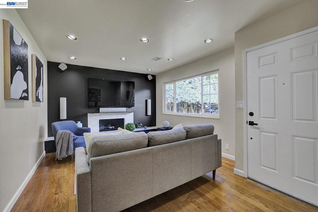 2620 2620 Shady Draw