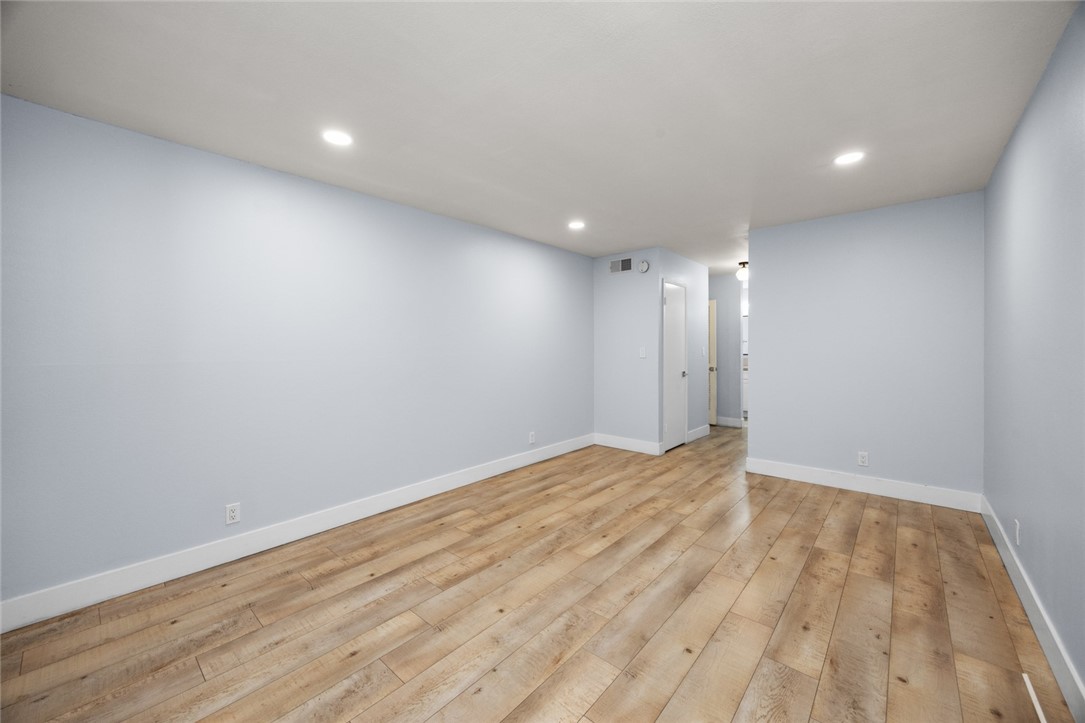 Wilshire Westmont HOA - Residential