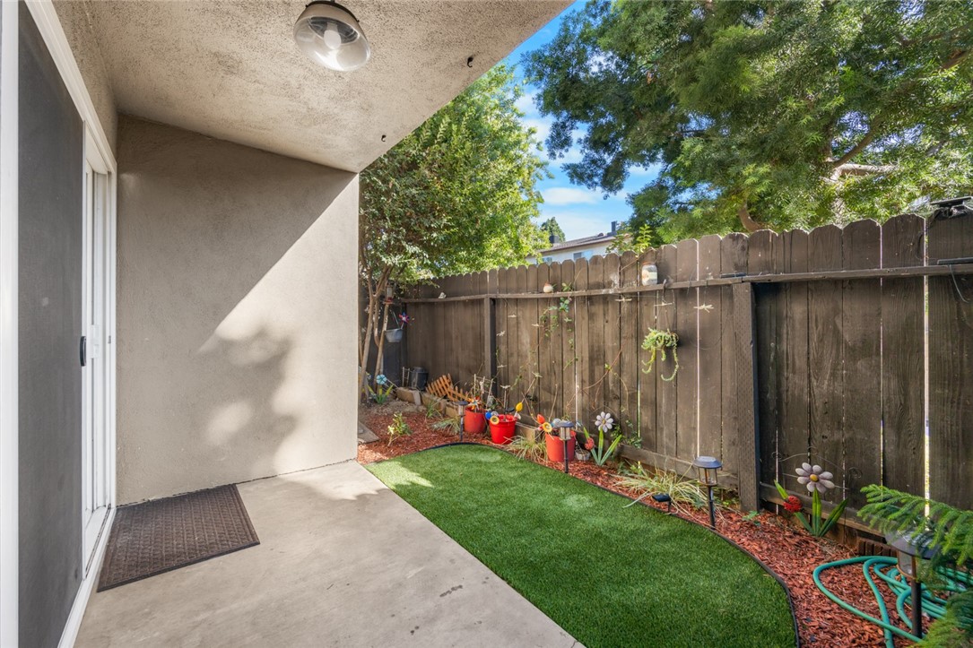 Wilshire Westmont HOA - Residential