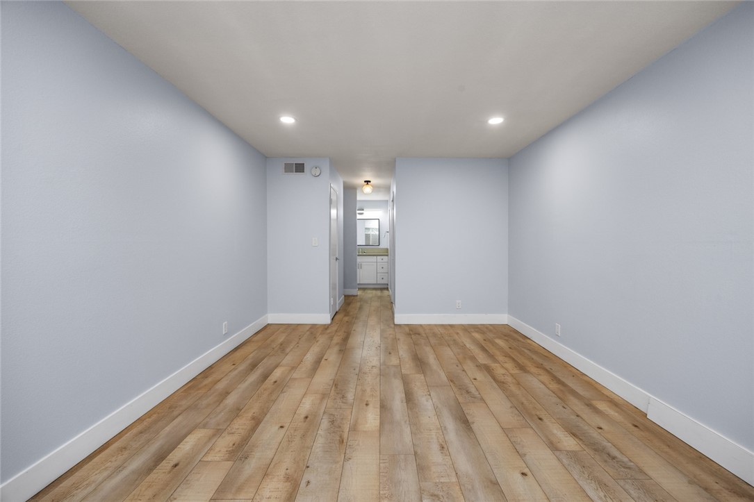 Wilshire Westmont HOA - Residential
