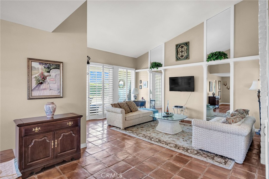 17 Toledo Drive
