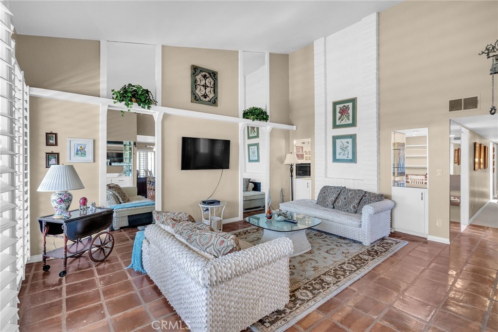 17 Toledo Drive