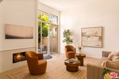Photo of 4771 La Villa Marina #M, Marina Del Rey, CA 90292 (MLS # 26103745)