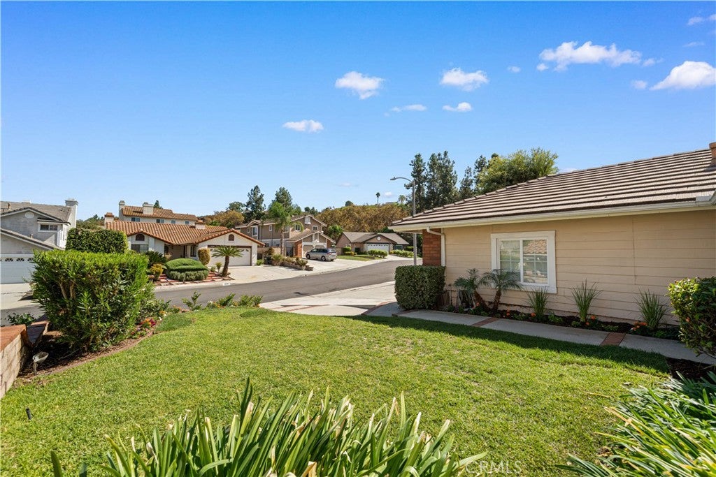 1215 Vassar Lane