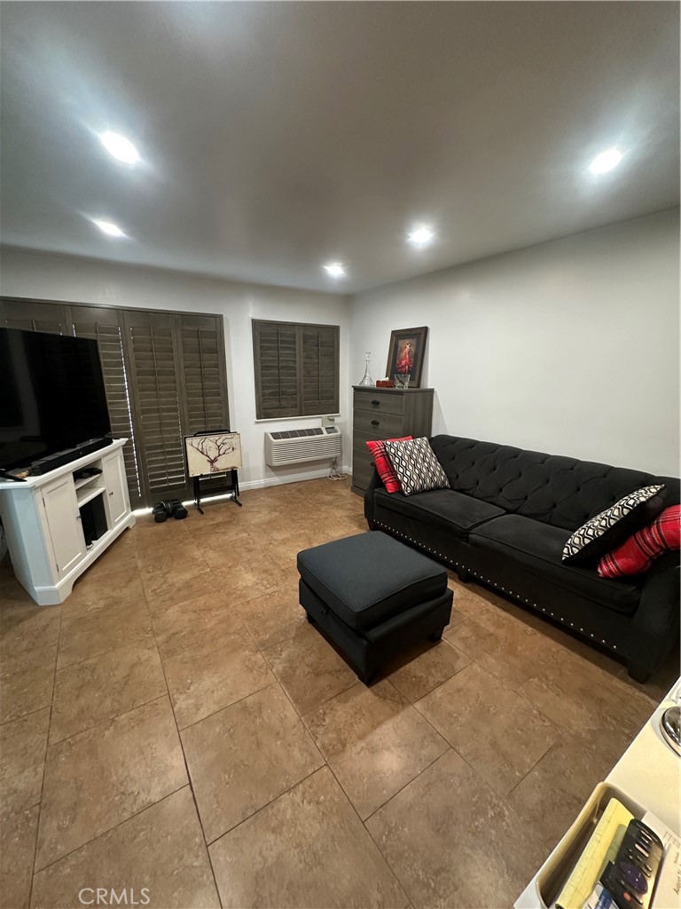 Shadow Wood (SHWD) - Residential