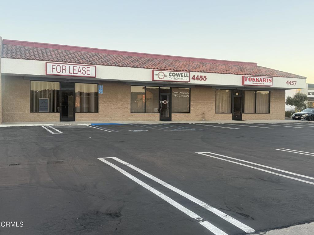 Prime location. Great Street frontage. Cross streets are Lakeview and La Palma Avenue. Anaheim Hills adjacent. Excellent visibility. 3 built out offices 10 feet x 10 feet, bathroom newly updated, Private restroom.
