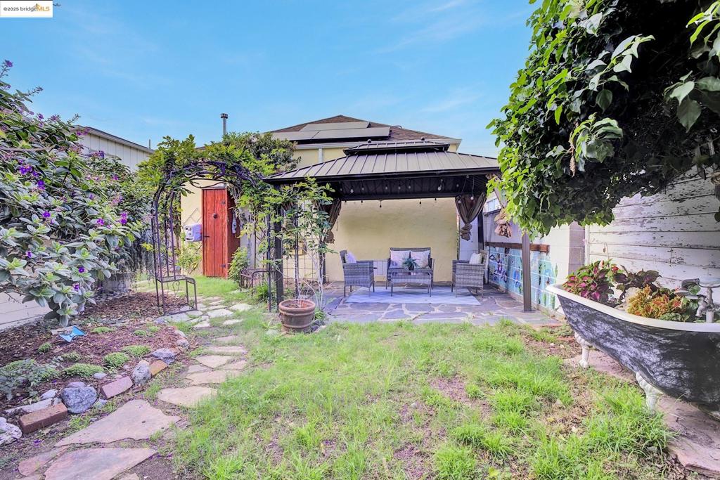 ARROYO PARK - Residential