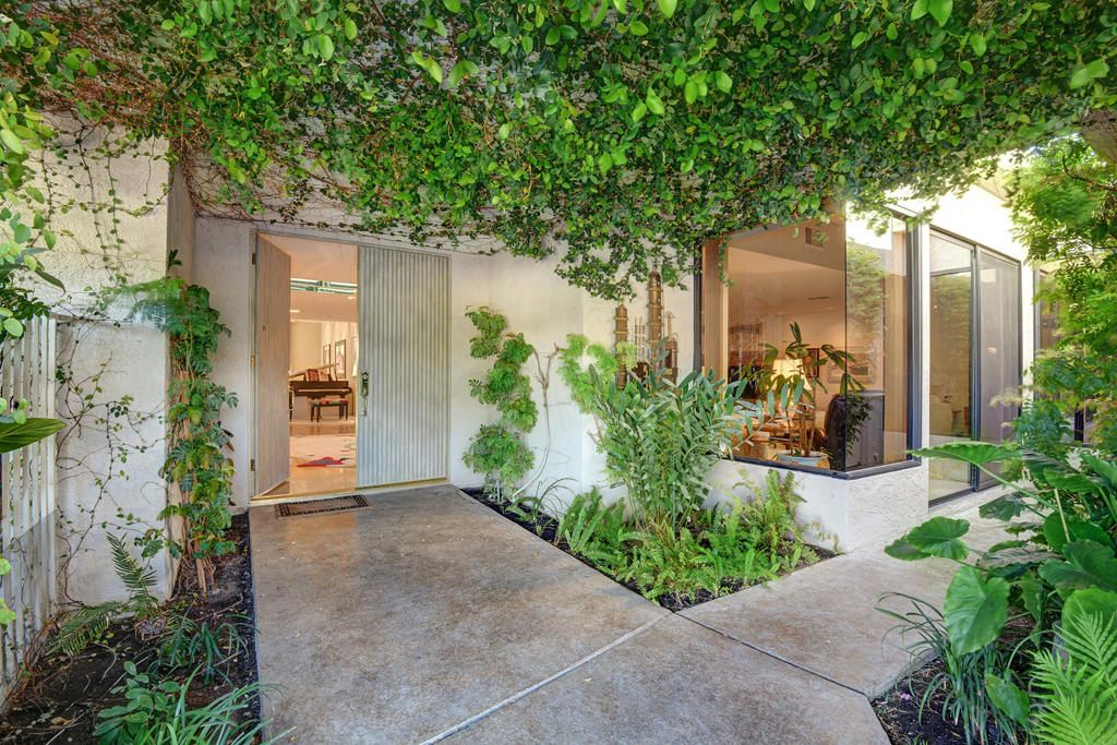 The Springs C.C. - Residential