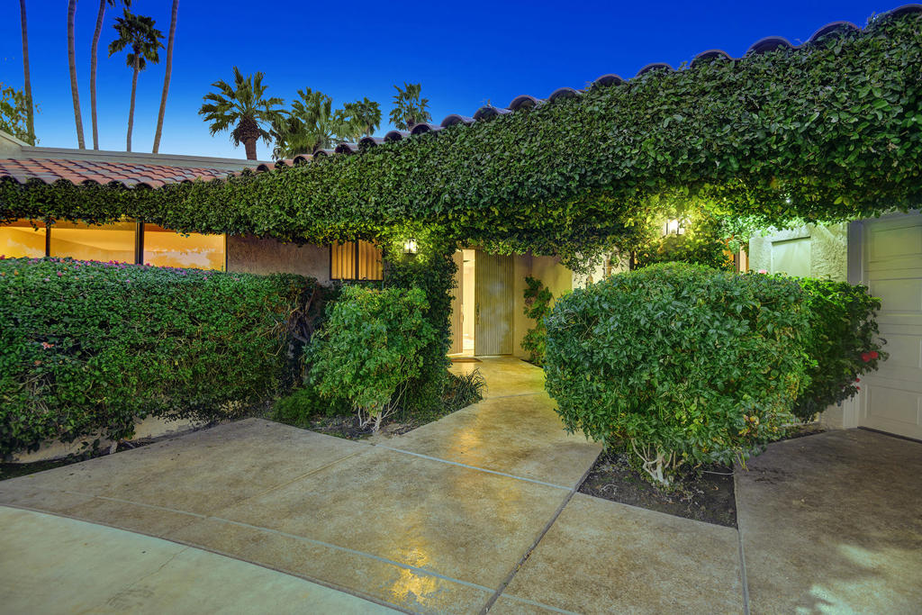 The Springs C.C. - Residential