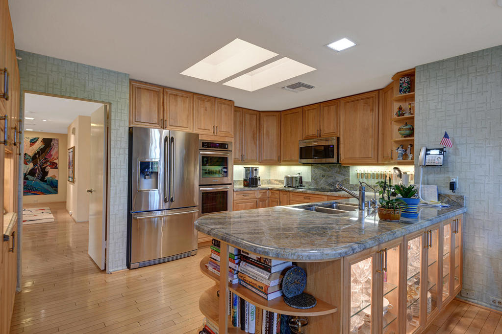 The Springs C.C. - Residential