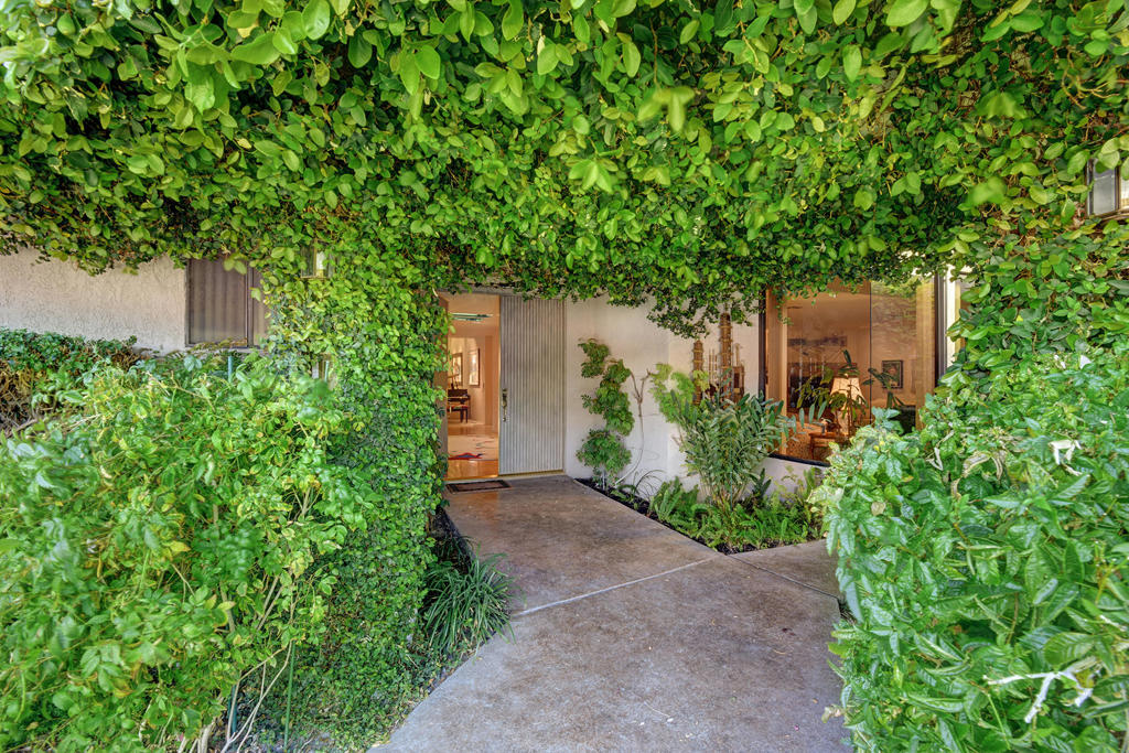 The Springs C.C. - Residential