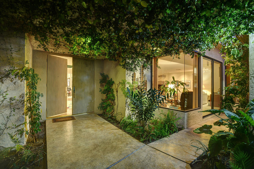 The Springs C.C. - Residential