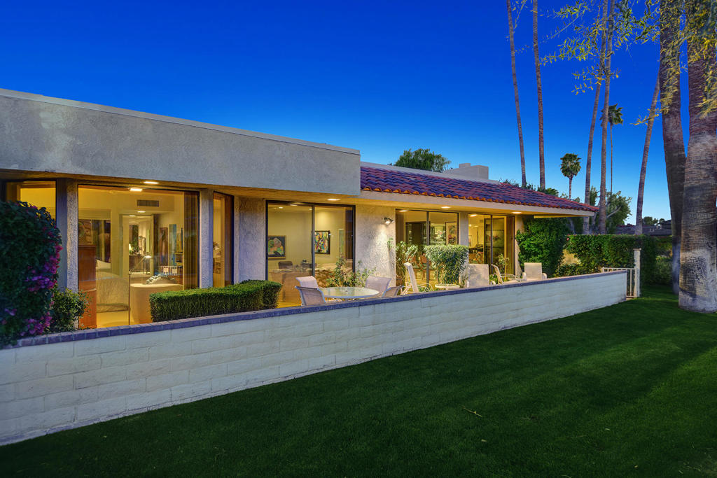 The Springs C.C. - Residential