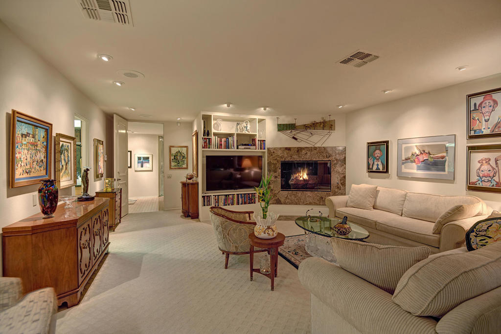 The Springs C.C. - Residential