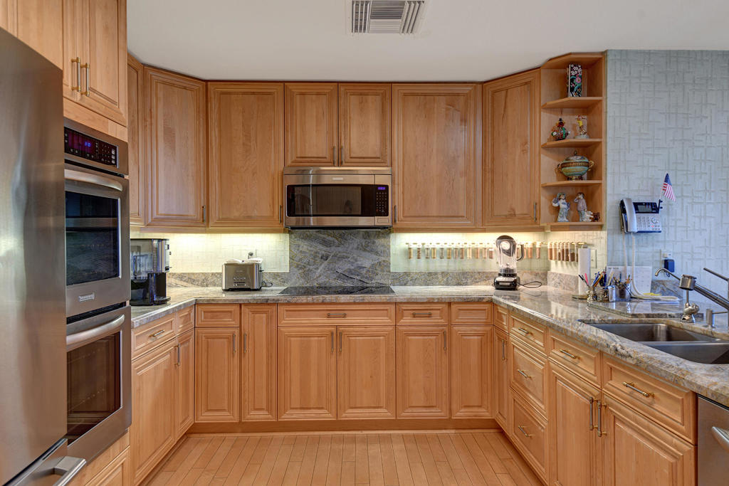 The Springs C.C. - Residential