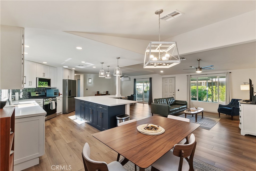 Palm Desert Greens (32254) - Manufactured In Park