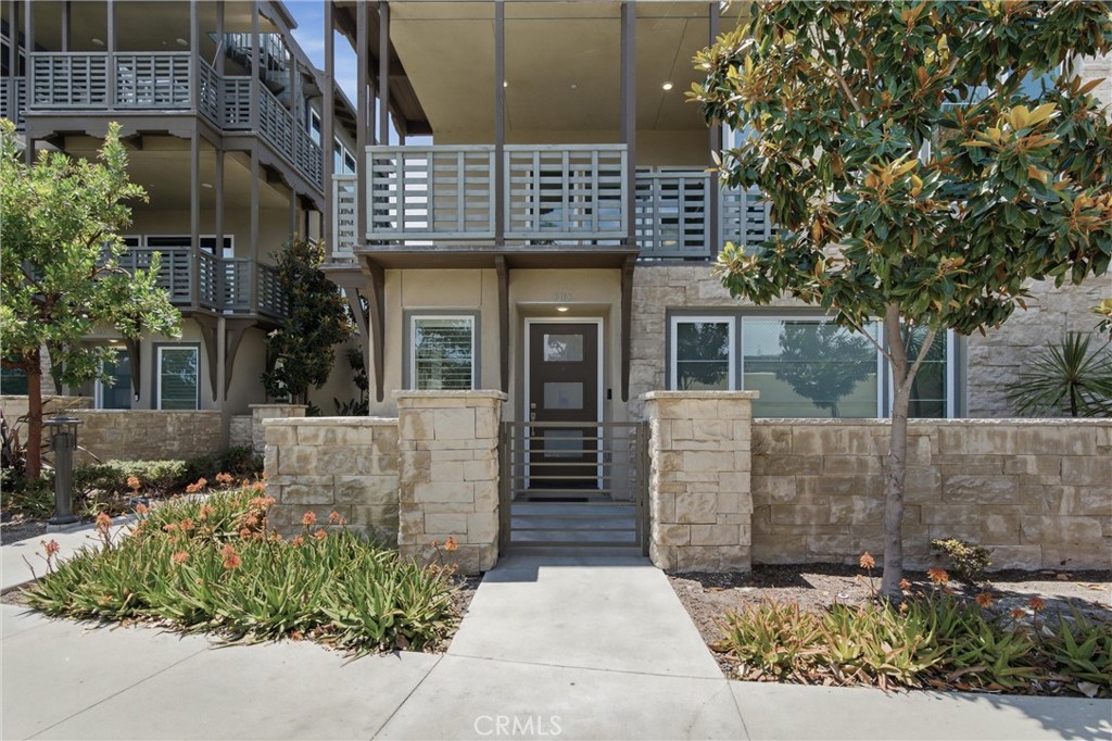 1313 Doheny