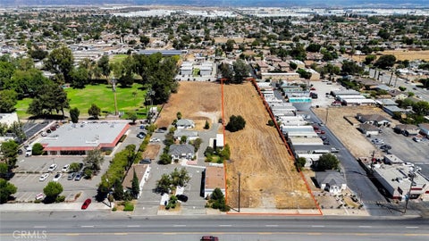 Photo of 17630 Foothill Boulevard, Fontana, CA 92335 (MLS # DW26177826)