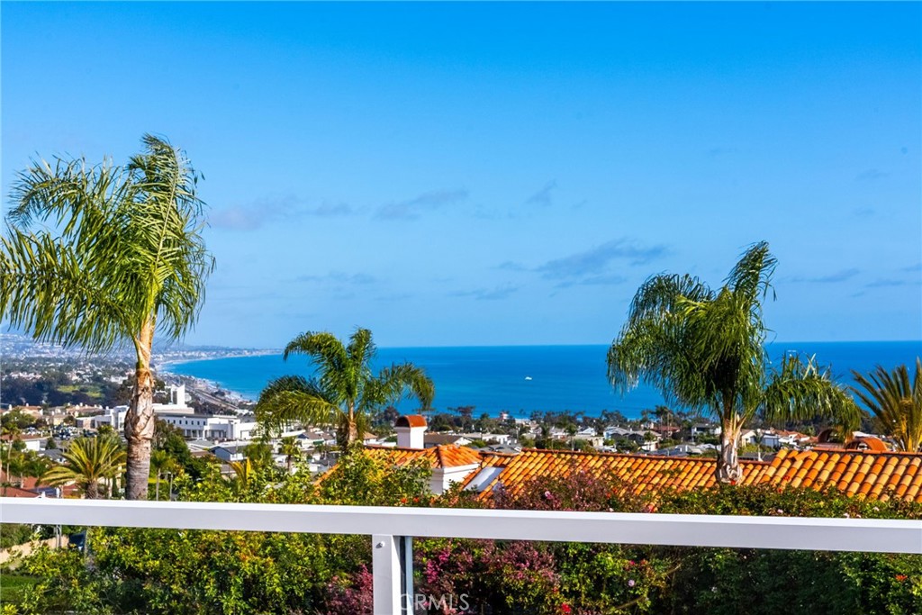 24976 Sea Crest Drive