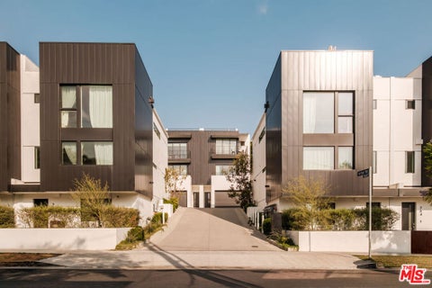 Photo of 760 N Arthur Road, Los Angeles, CA 90029 (MLS # 26994687)