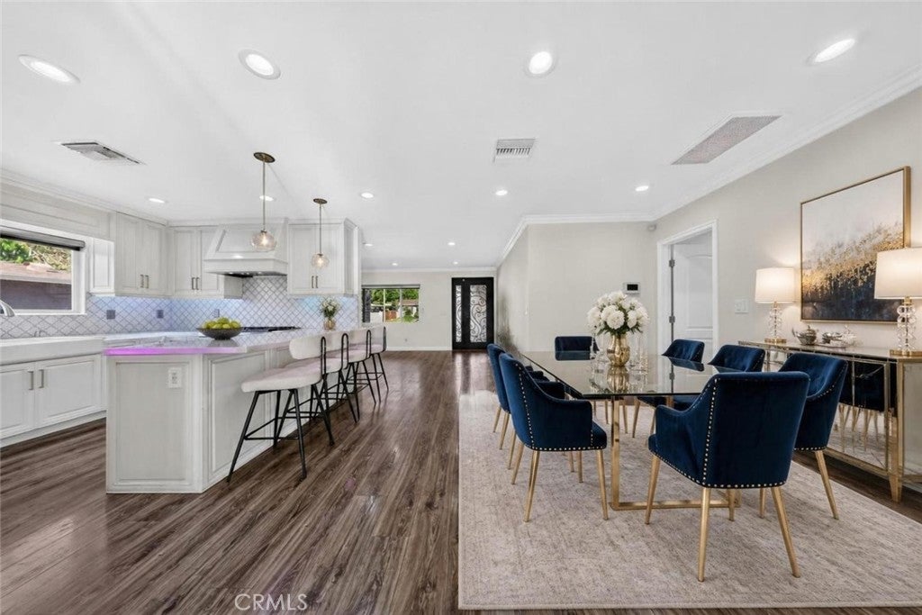 11123 Odell Avenue