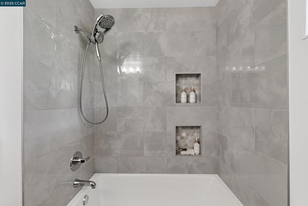 WEST SIDE DUBLIN - Residential