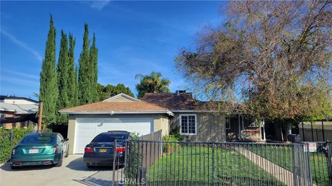 Photo of 20225 Hartland St, Winnetka, CA 91306 (MLS # SR26044447)