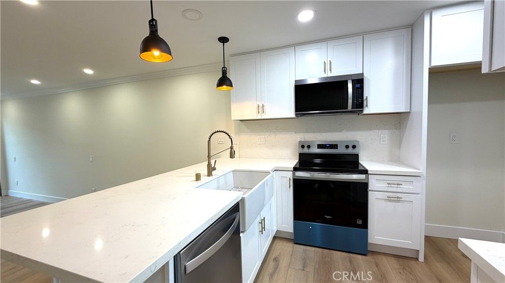 Photo of 196 Pineview, Irvine, CA 92620 (MLS # OC26040243)