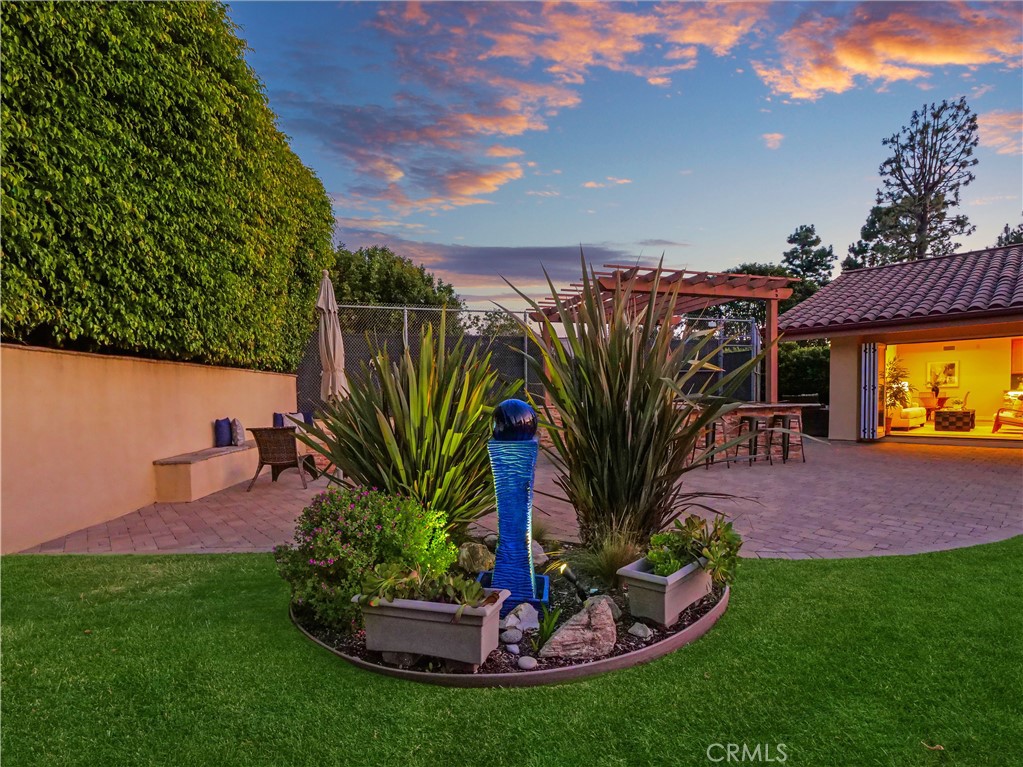 30256 Avenida Selecta