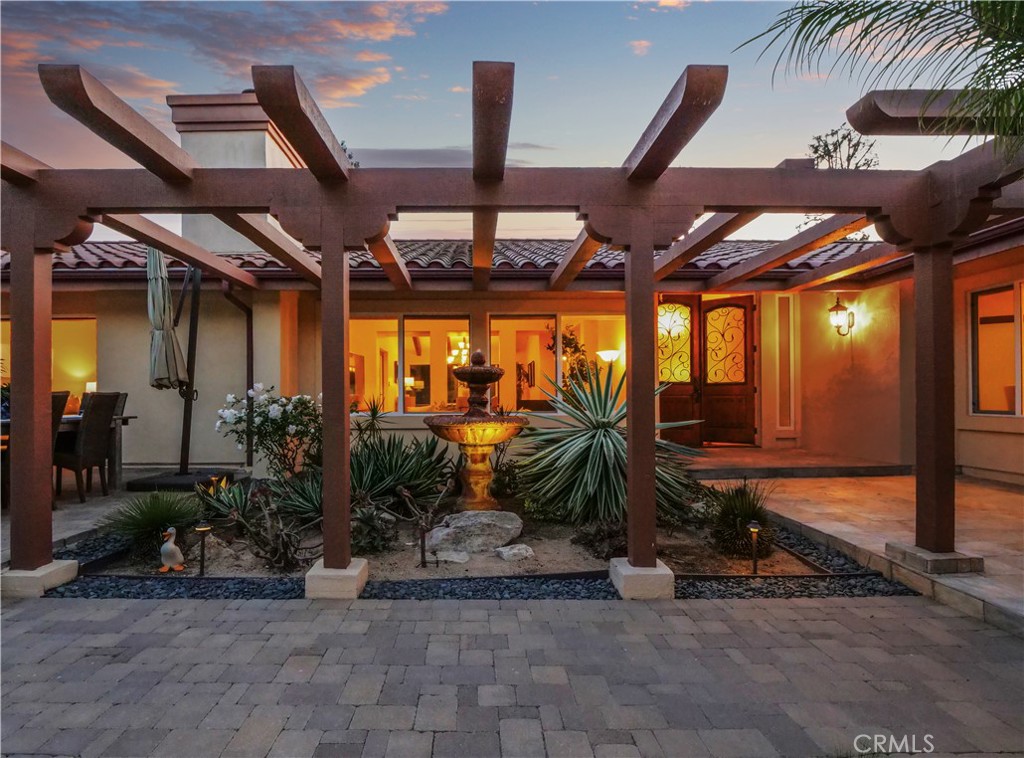 30256 Avenida Selecta