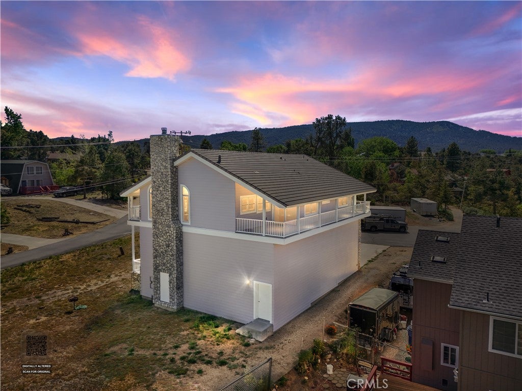 8905 Deer Trail