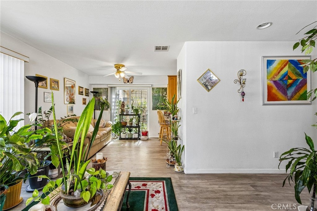 3947 La Rica Avenue A