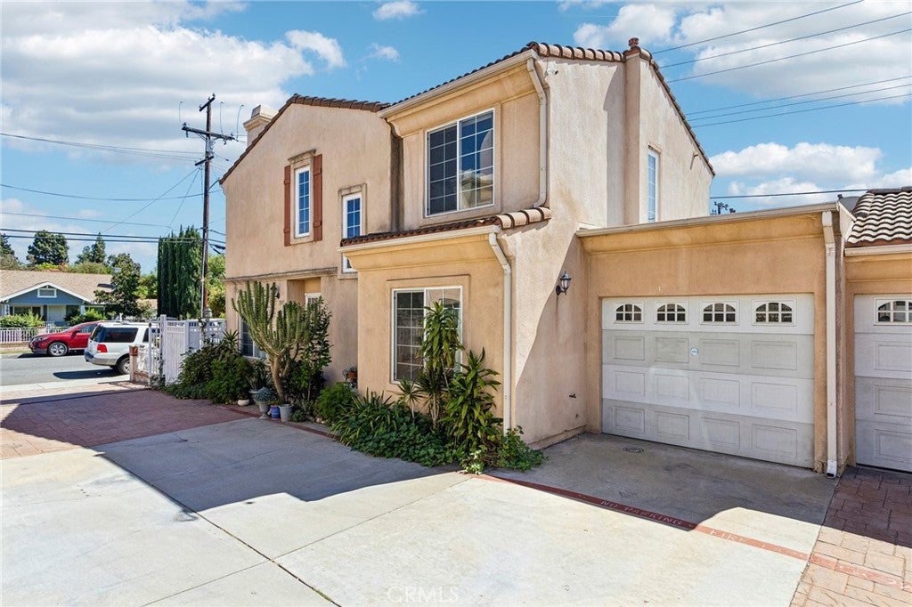 3947 La Rica Avenue A