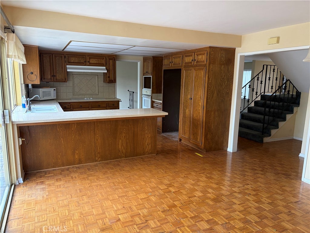 4217 Birchwood
