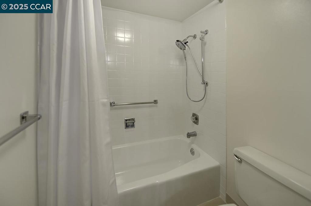 ROSSMOOR - Residential