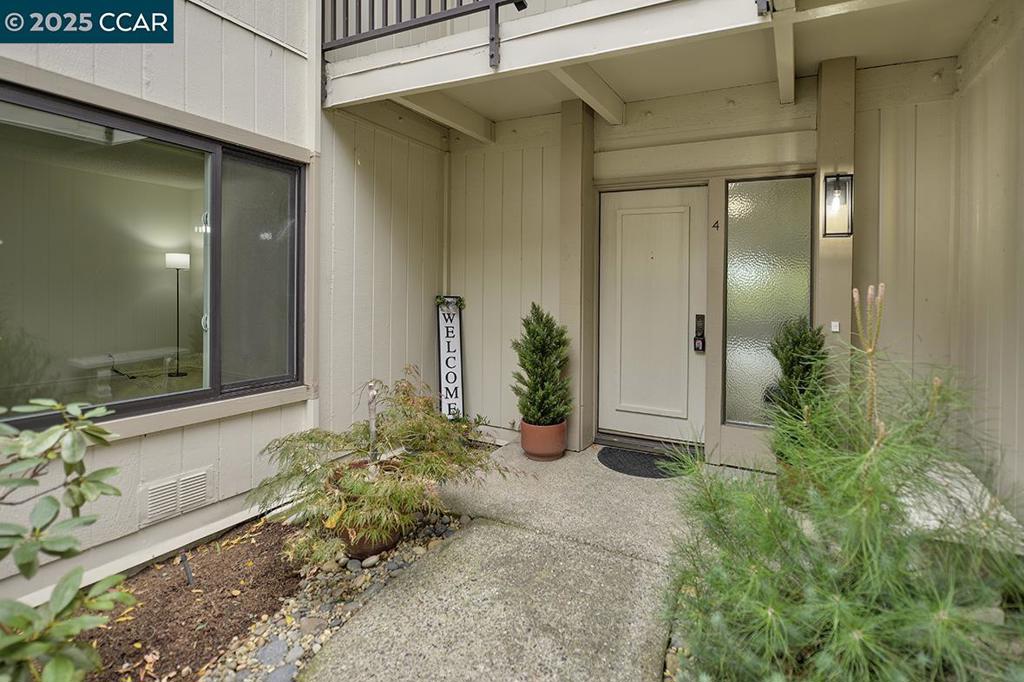 ROSSMOOR - Residential